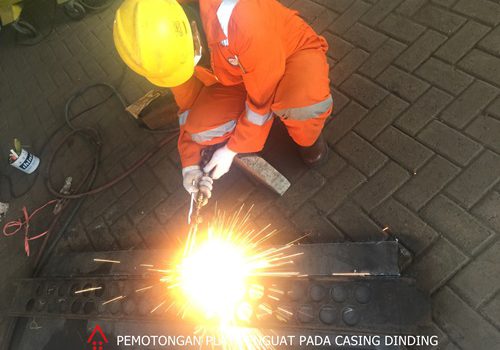 PEMOTONGAN-PLAT-JASA-REPAIR-WELDING-CASING-HRSG-OH-TI-GT-3.1-PJB-GRESIK-rez